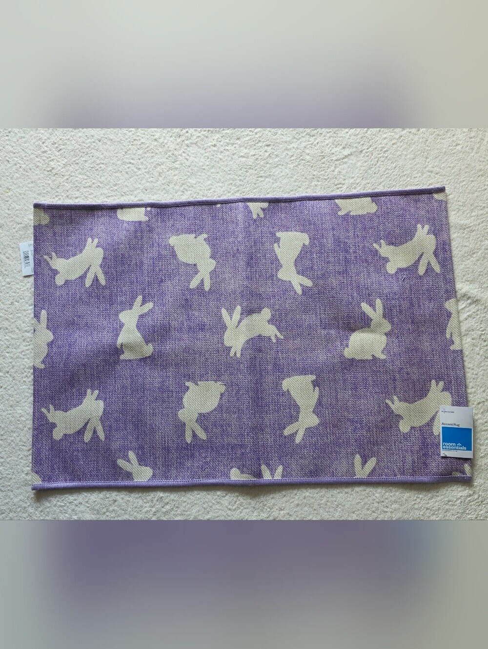 New Room Essentials Easter Bunnies Scatter Leaping Accent Rug Lilac 24" × 36"